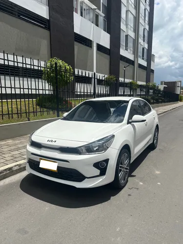Kia Rio Vibrant