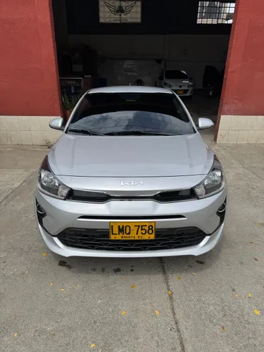 Kia Rio Vibrant 2023