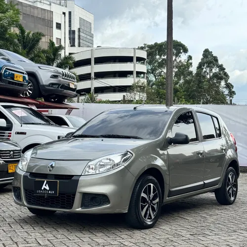 Renault Sandero 