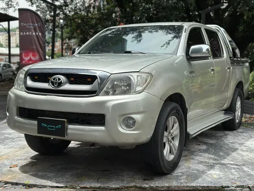 Toyota Hilux 4x2 2011
