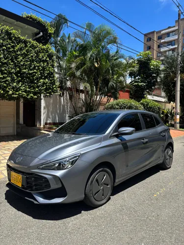 MG 3 Hybrid plus 1.5 FWD 2025 