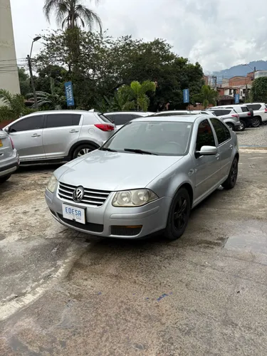 VOLKSWAGEN JETTA CLSICO