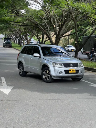 Suzuki grand vitara - 2013 - Automatica