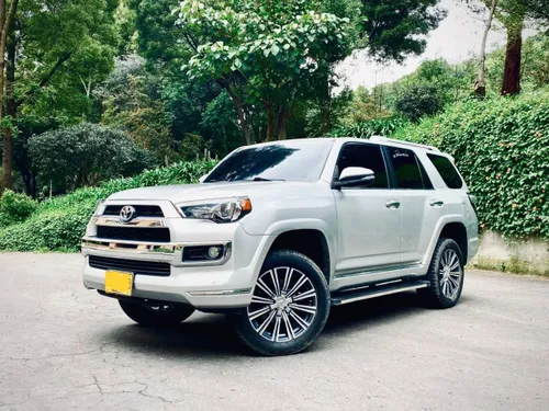TOYOTA 4RUNNER LIMITED 2017. 89.000KM 
