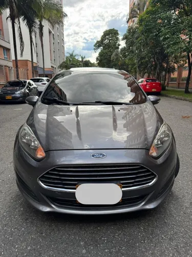 FORD FIESTA SE 