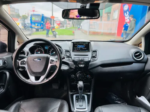 Ford fiesta 2015 titanium 