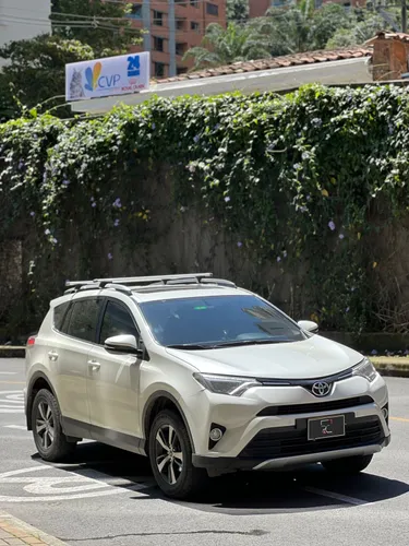Toyota RAV4 Street 2.0cc
