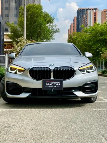 BMW 118 I modelo 2022 Sport  Serie dos 