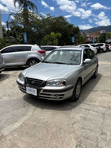 HYUNDAI ELANTRA GLS