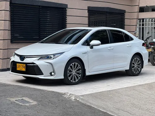 TOYOTA COROLLA SE-G HIBRIDO 2023