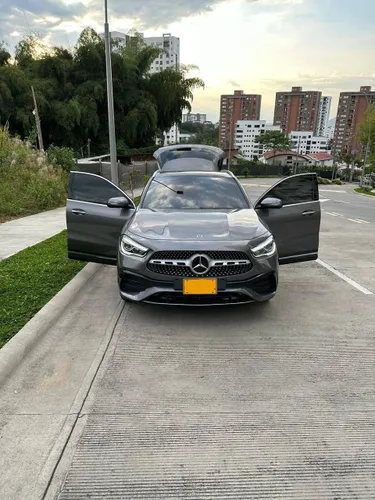 Mercedes Benz GLA 200 Amg Line 