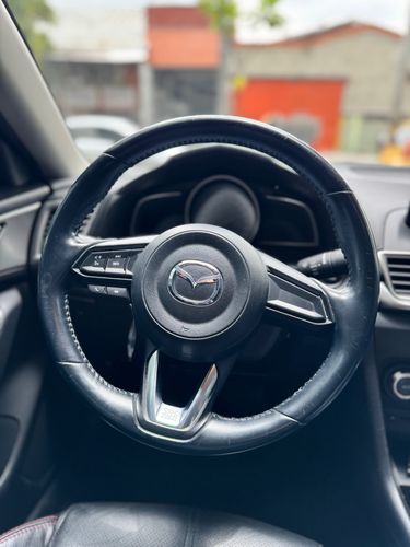Mazda 3 Touring 2017
