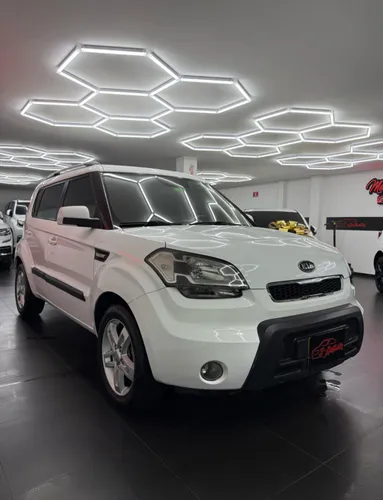 Kia Soul LX five 2012