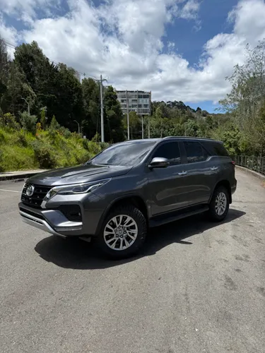 TOYOTA FORTUNER SRV 2.7 2021 