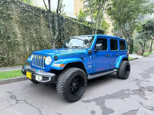 Jeep Wrangler Sahara Hibrida 4 puertas