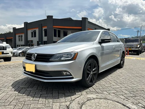 Volkswagen new Jetta highline AT 2016