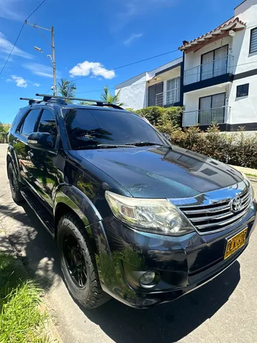 Toyota fortuner 2.7 - 4x4 AT - 2013