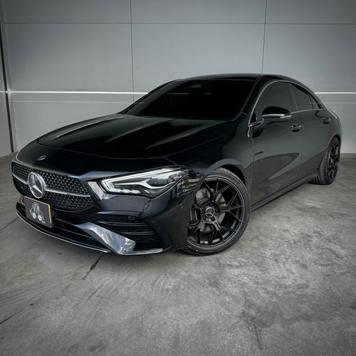 Mercedes Benz CLA 200