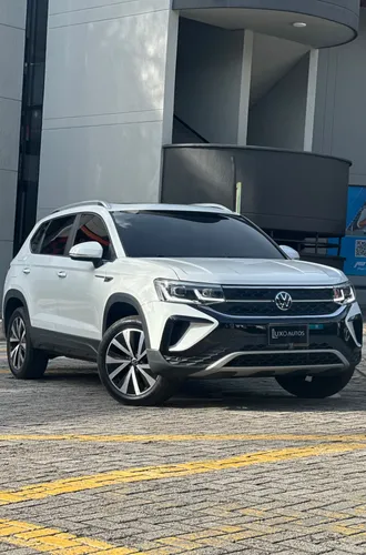Volswagen Taos Highline 2022