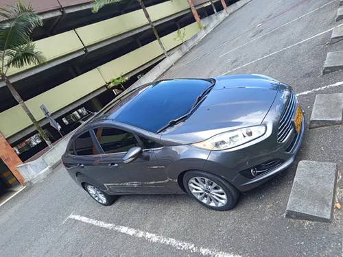 Ford Fiesta Titanium 