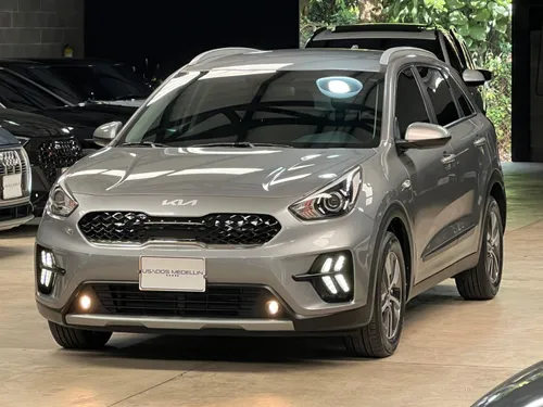 KIA NIRO EMOTION 