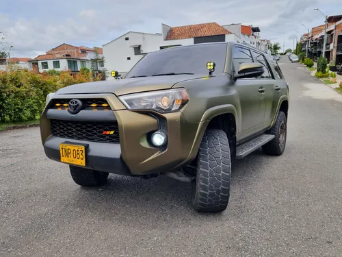 Toyota 4Runner SR5 2016
