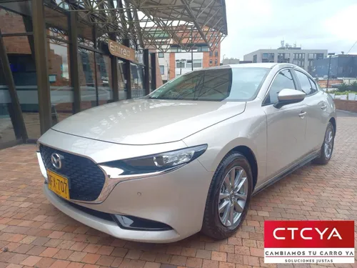 MAZDA 3 TOURING HIBRIDO SEDAN AT 2.0L