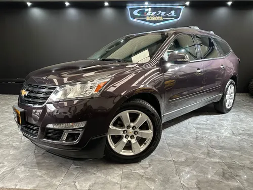 CHEVROLET TRAVERSE LT AT