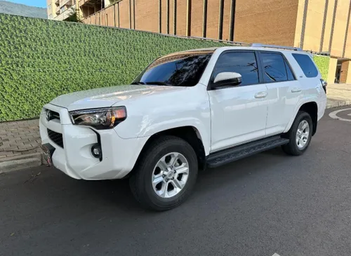 TOYOTA 4 Runner 2023 19.000 Kilometros 