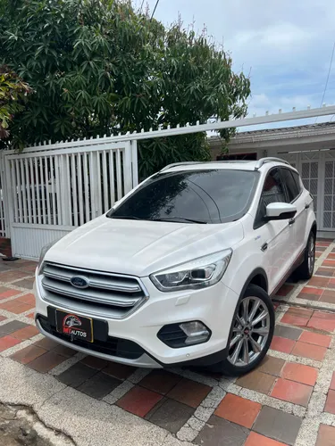 Ford escape TITANIUN RS