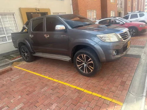 Toyota Hilux srv 3.0 2014 4x4 diesel 