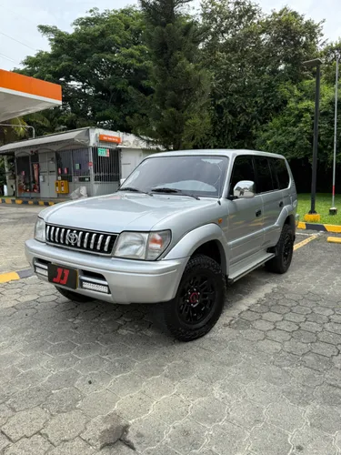 Toyota Prado VX 2006 blindaje 2 
