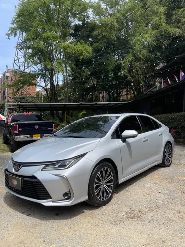 Toyota corolla seg gasolina blindado 2023