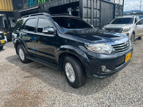 Toyota Fortuner 2014
