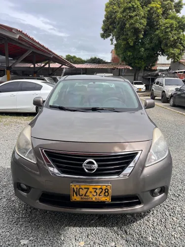 NISSAN VERSA 2013 ADVANCE 