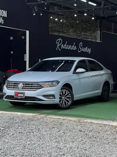 VOLKSWAGEN JETTA  COMFORTLINE 