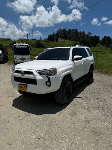 Toyota 4Runner Sr5 2015