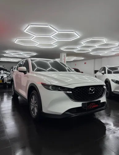 Mazda CX5 Touring 2025
