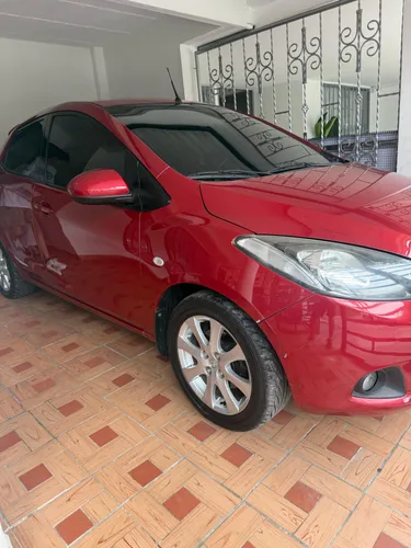 Mazda 2 MT 
