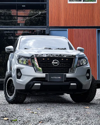 Nissan Frontier XE 4x4 2023