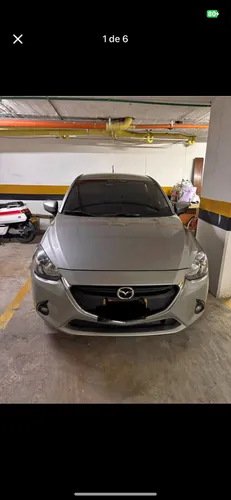 Vendo Mazda 2 Touring 2016