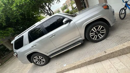 Toyota 4Runner Limited Japonesa