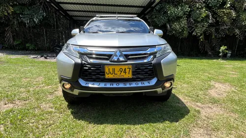 Mitsubishi Montero sport 4x2 Disel2017  