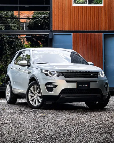 Land Rover Discovery SE 2019