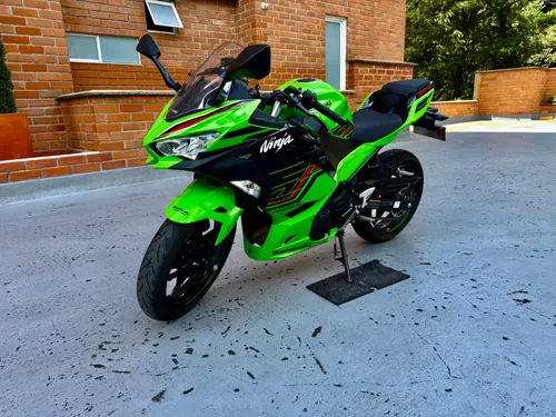 Ninja 400 KRT 2024 