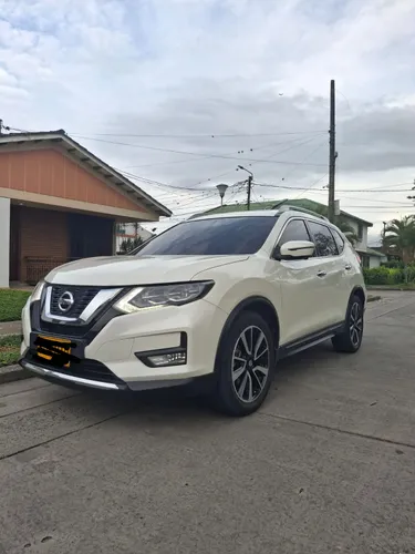 Nissan x-trail 2.5 exclusive 4x4 2019