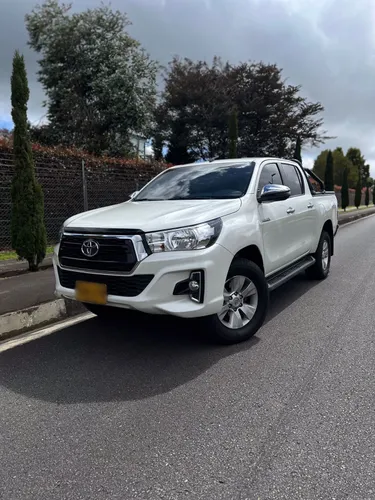 TOYOTA HILUX SRV 2020