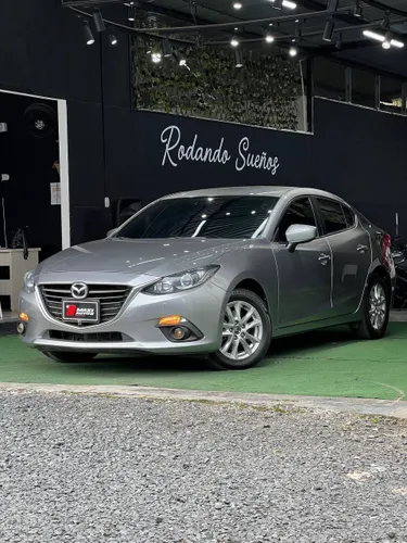 MAZDA 3 SEDAN TOURING AUTOMATICO 2017