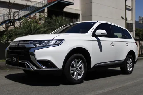 MITSUBISHI OUTLANDER 2022