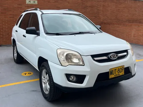 Kia NEW SPORTAGE LX 2013